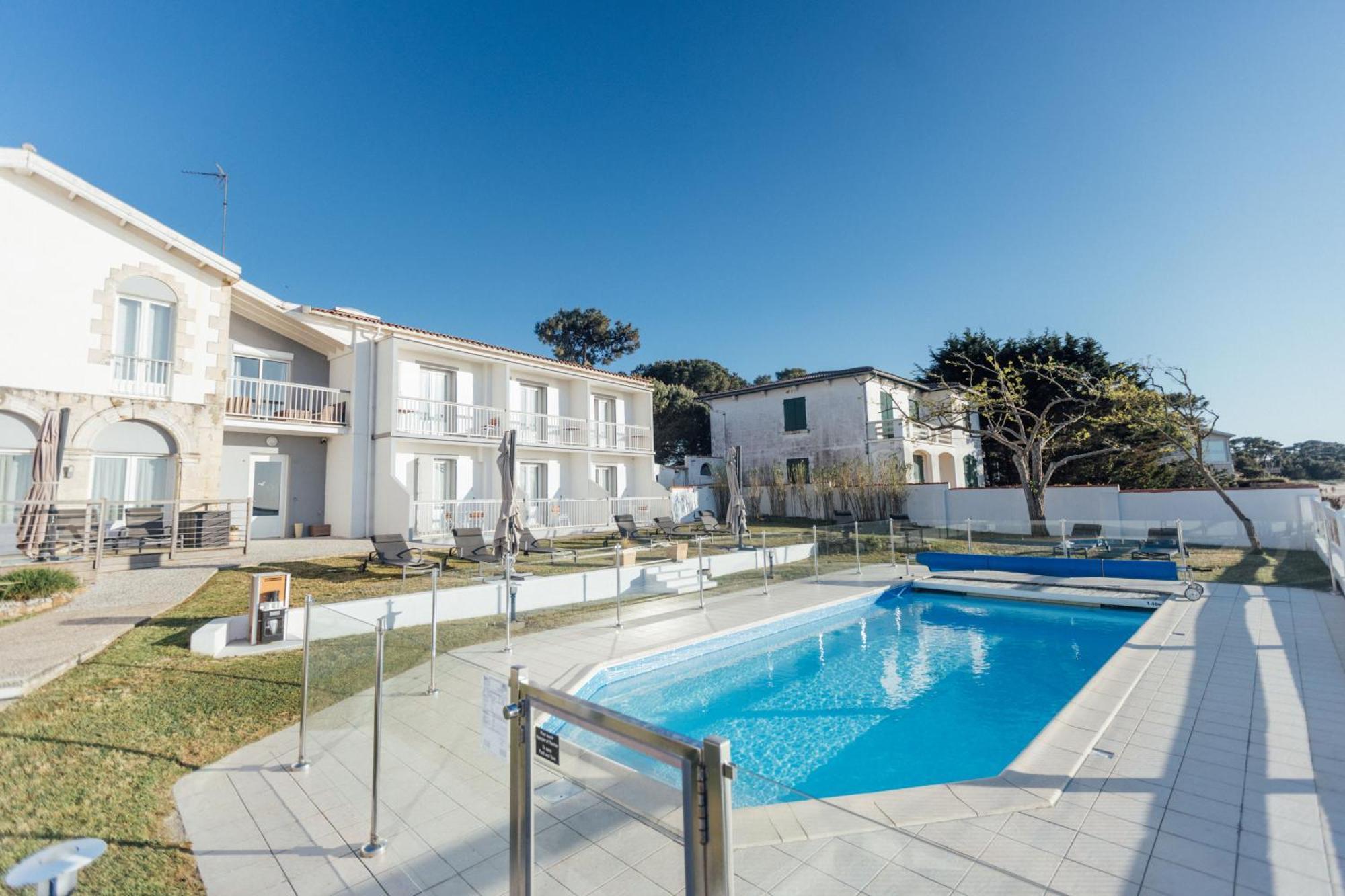 Beach Hotel - Le Grand Chalet Ronce-les-Bains Exterior photo