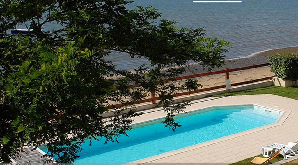 Beach Hotel - Le Grand Chalet Ronce-les-Bains Exterior photo