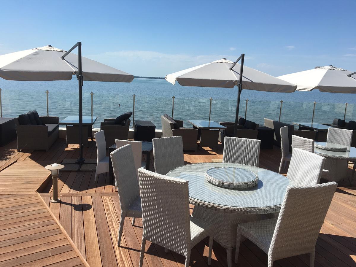Beach Hotel - Le Grand Chalet Ronce-les-Bains Exterior photo